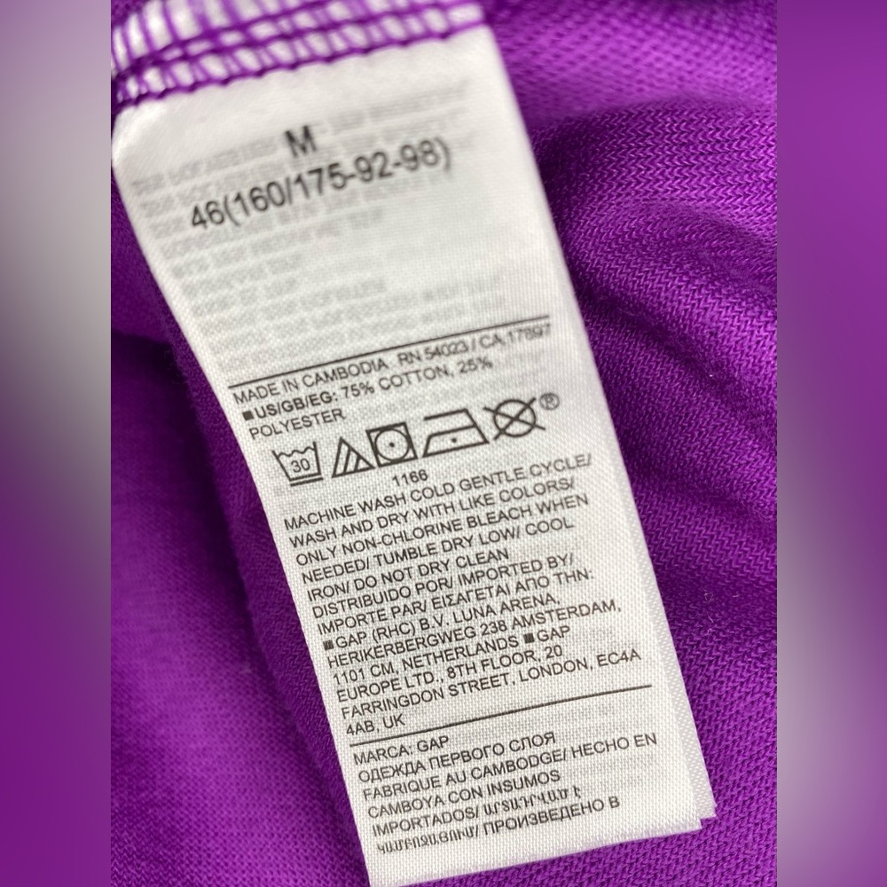 💥BOGO💥 Gap Long Sleeve Bright Purple Velour Top with V Neck - Picture 5 of 5